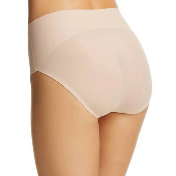 NEW SPANX undie-tectable brief in soft nude - Picture 2 of 2